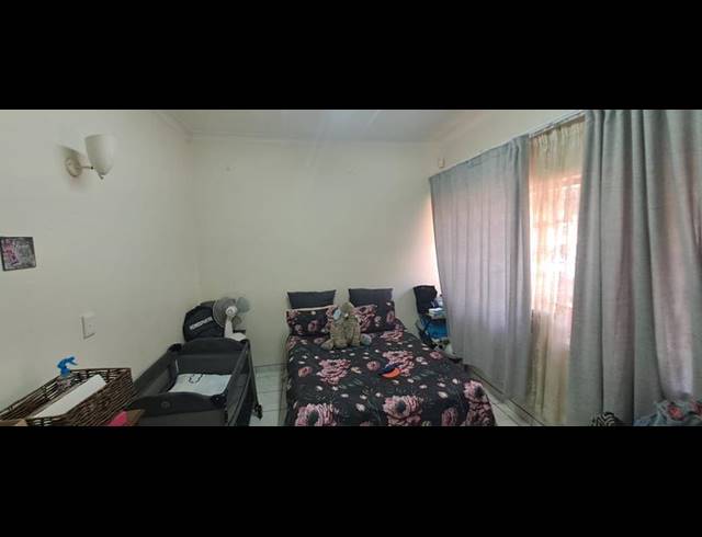 4 BEDROOM HOUSE FOR SALE IN PARKDENE